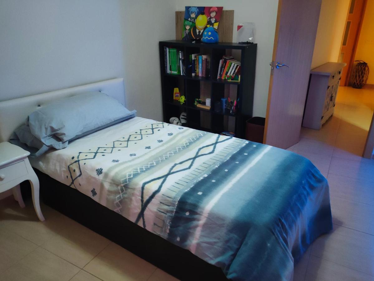Habitacion Amplia Y Comoda เรวส์ ภายนอก รูปภาพ
