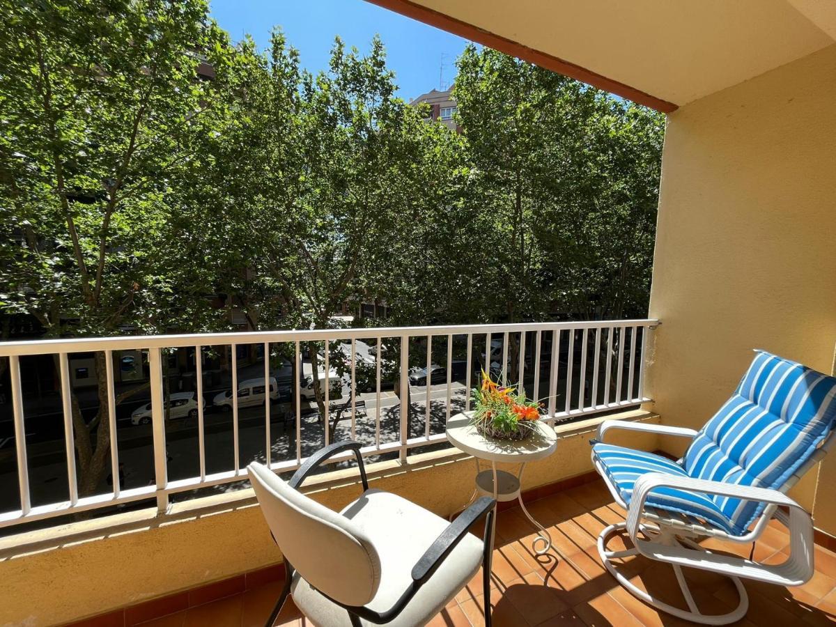 Habitacion Amplia Y Comoda เรวส์ ภายนอก รูปภาพ