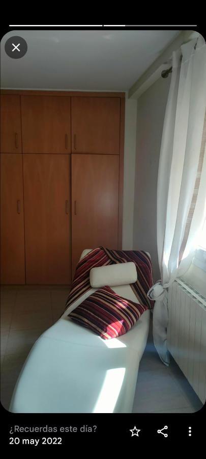 Habitacion Amplia Y Comoda เรวส์ ภายนอก รูปภาพ